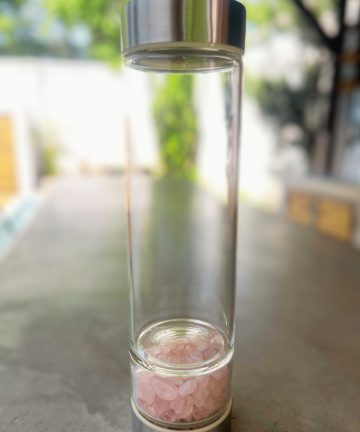 Botella cuarzo rosa